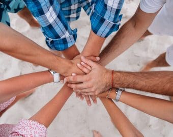 Hoe behoud je een sociaal leven als je ouder wordt?